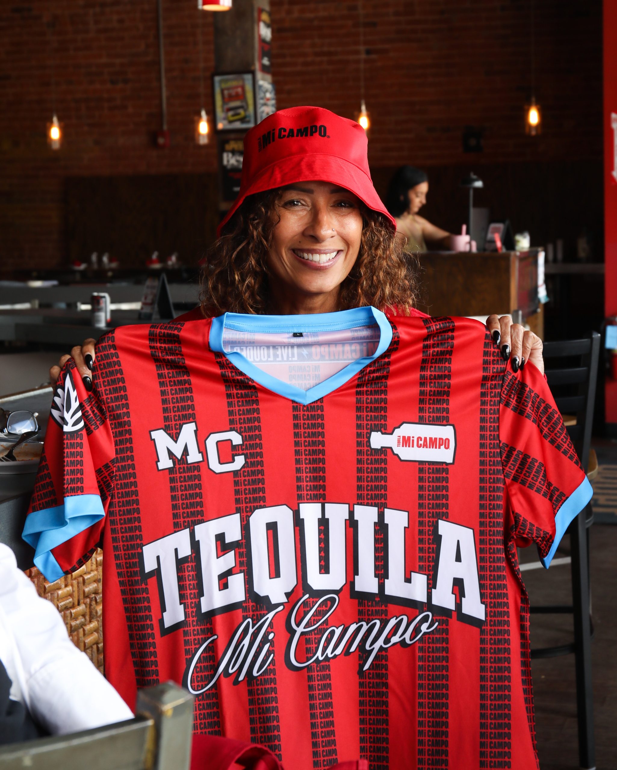 Read more about the article Shoutout to @tequilamicampo for keeping the party poppin’ at our USA vs Australia Watch Party with their custom swag!